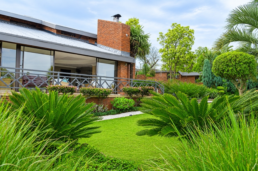4 Bedroom Property for Sale in Wilkoppies North West